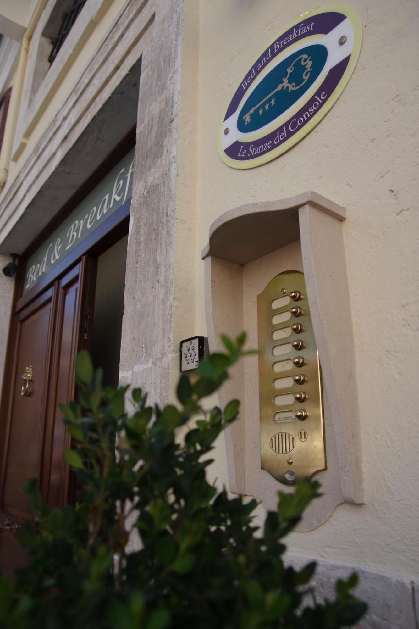 Le Stanze Del Console Acomodação com café da manhã Gravina in Puglia Exterior foto